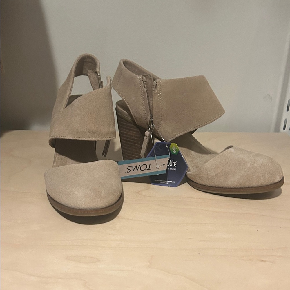 TOMS Women's Beige Suede Heels